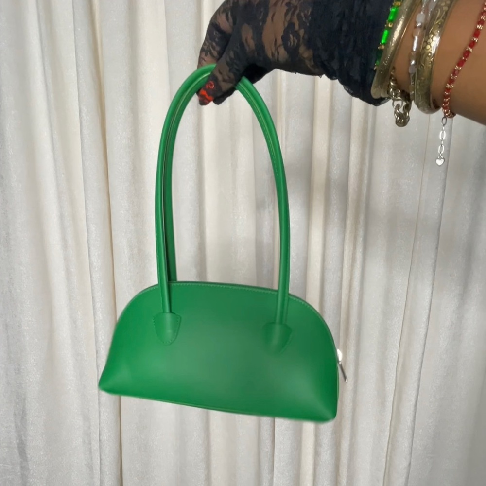 💕NEW 💕H&M Green Handbag